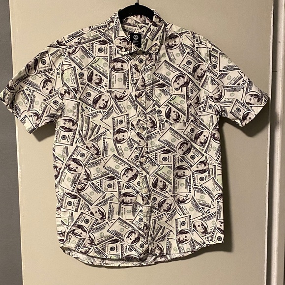 Amnesia Other - Stylish Currency Print Casual Shirt